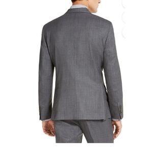 DKNY Essential Slim Fit Suit 100% Wool Charcoal Grey Men Size 40S Made In Canada